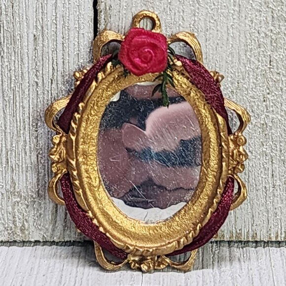 Vintage Dollhouse Miniature Victorian Mirror Hurricane Lamp Black Telephone SET - Picture 2 of 13